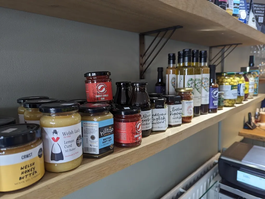 Tides Kitchen & Wine Bar